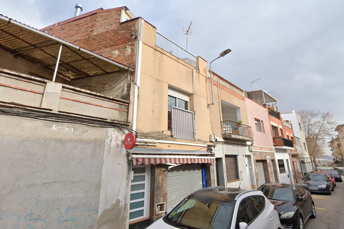 Calle de Pérez Moya 75, Sabadell