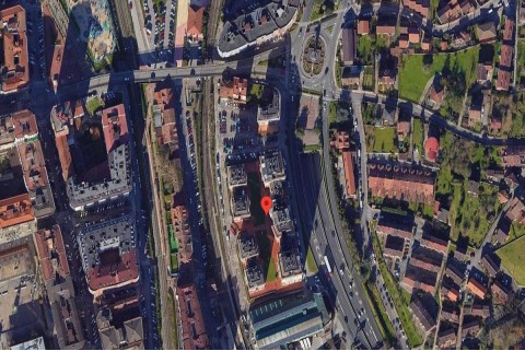 Avenida Parayas 6, Camargo 2