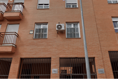 Calle Padilla 4, Parla